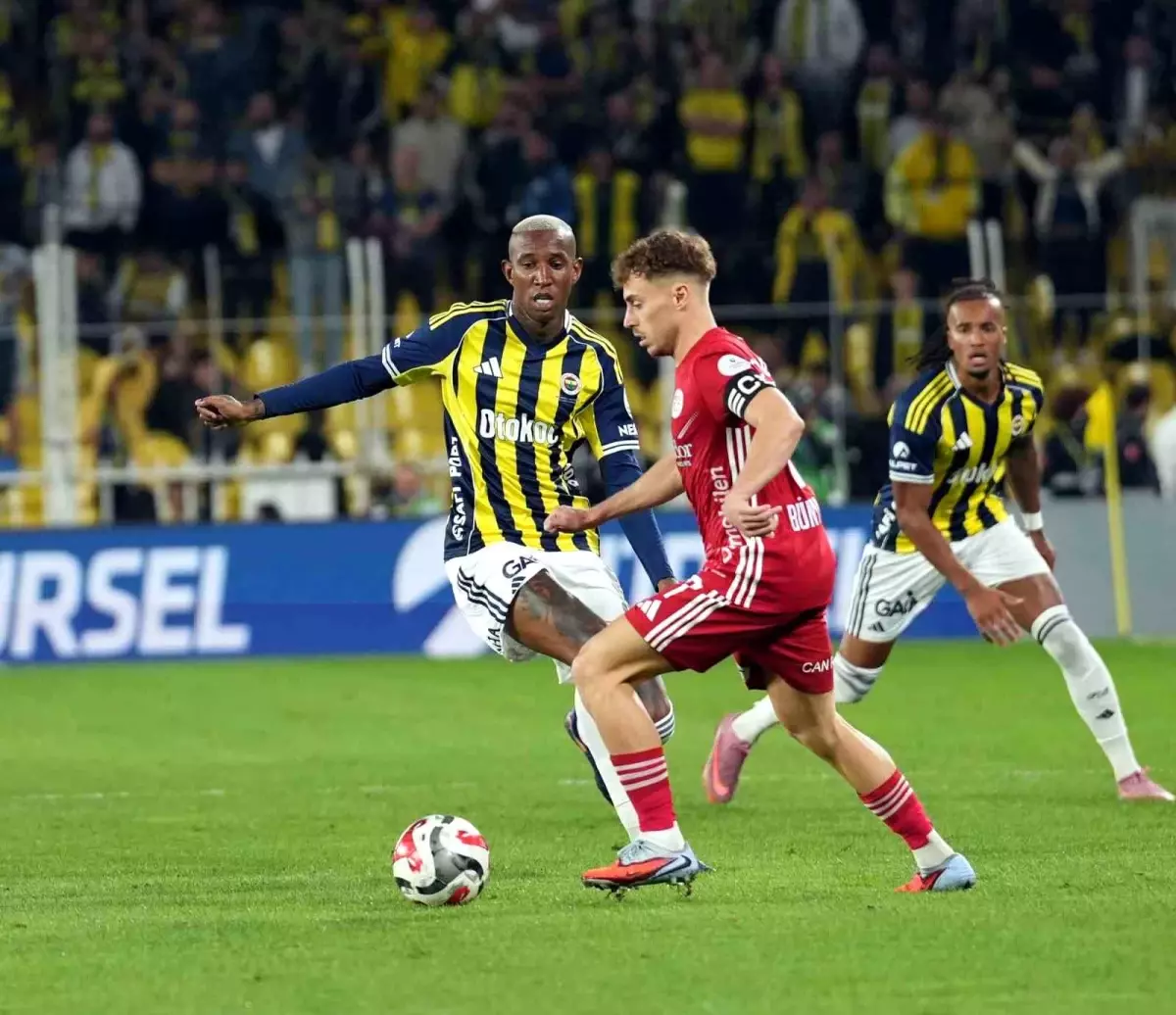 Fenerbahçe - Antalyaspor Maçı Başladı