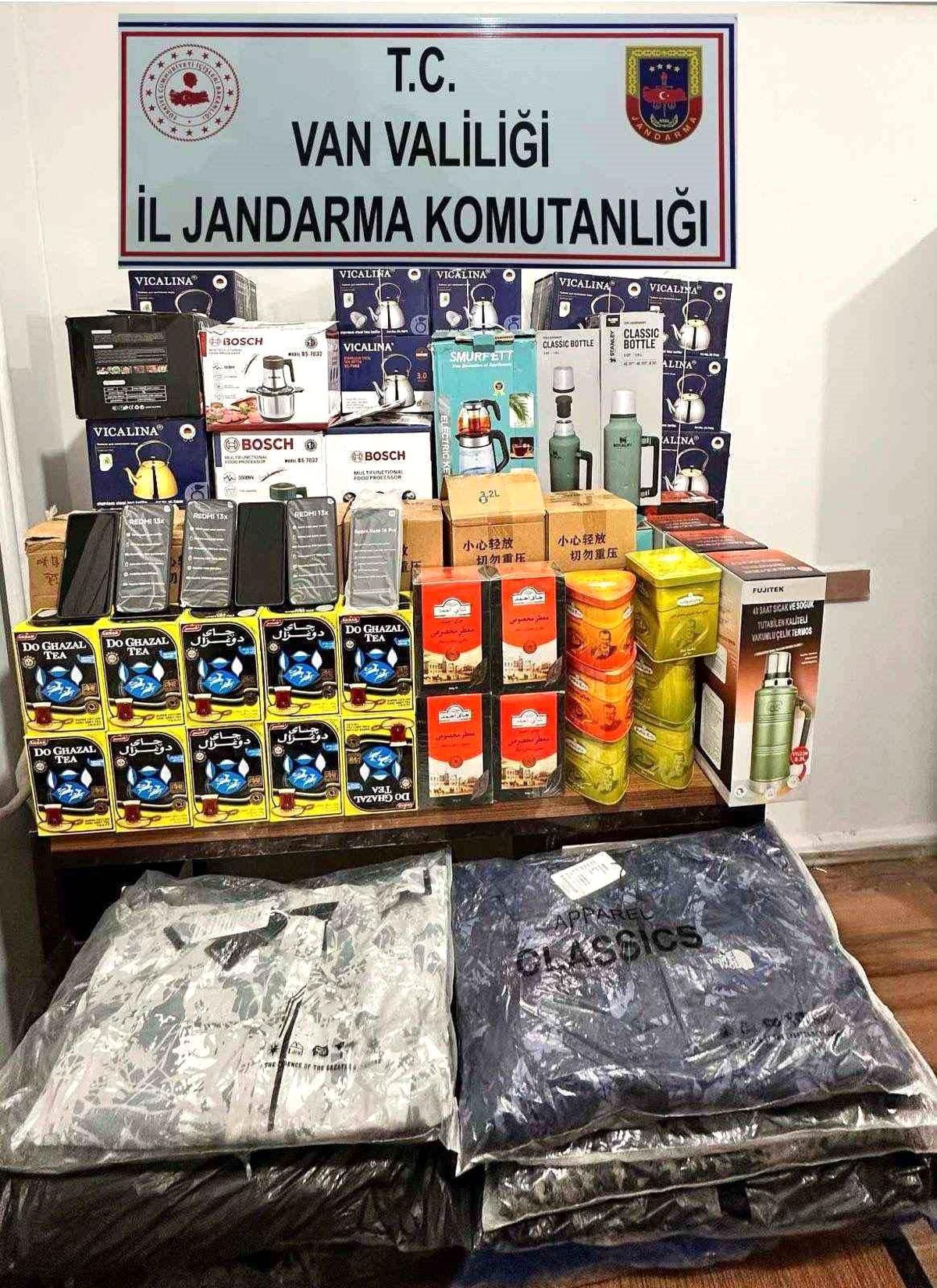 Van\'da Gümrük Kaçağı Malzemeler Ele Geçirildi