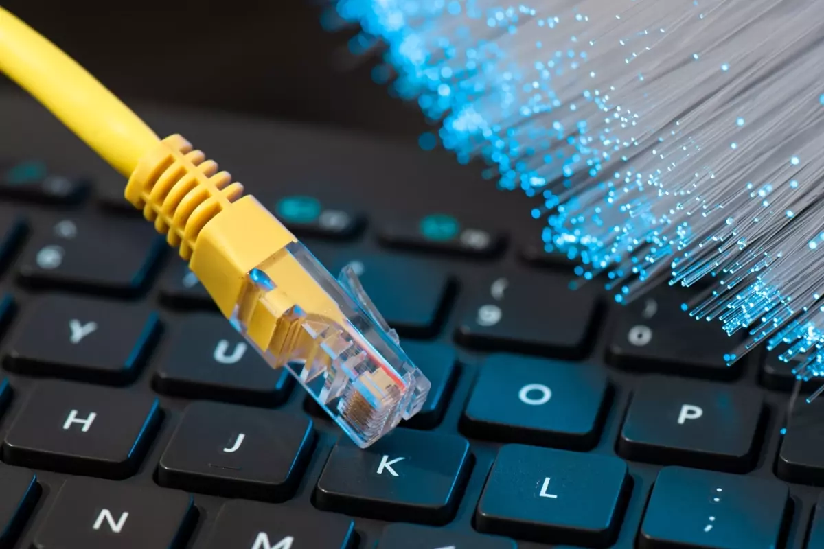 Afganistan\'da internet tamamen kesildi