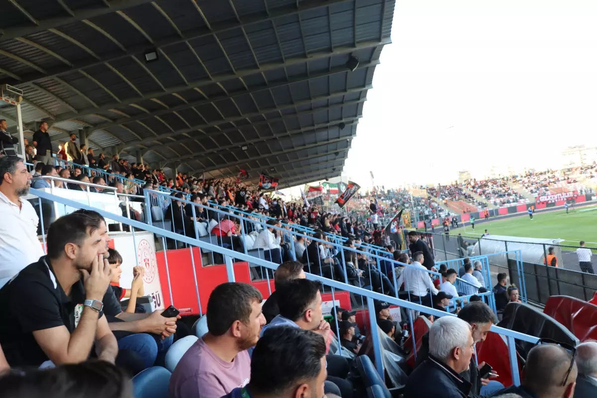 Van Spor FK, Amed\'i 3-0 Mağlup Etti