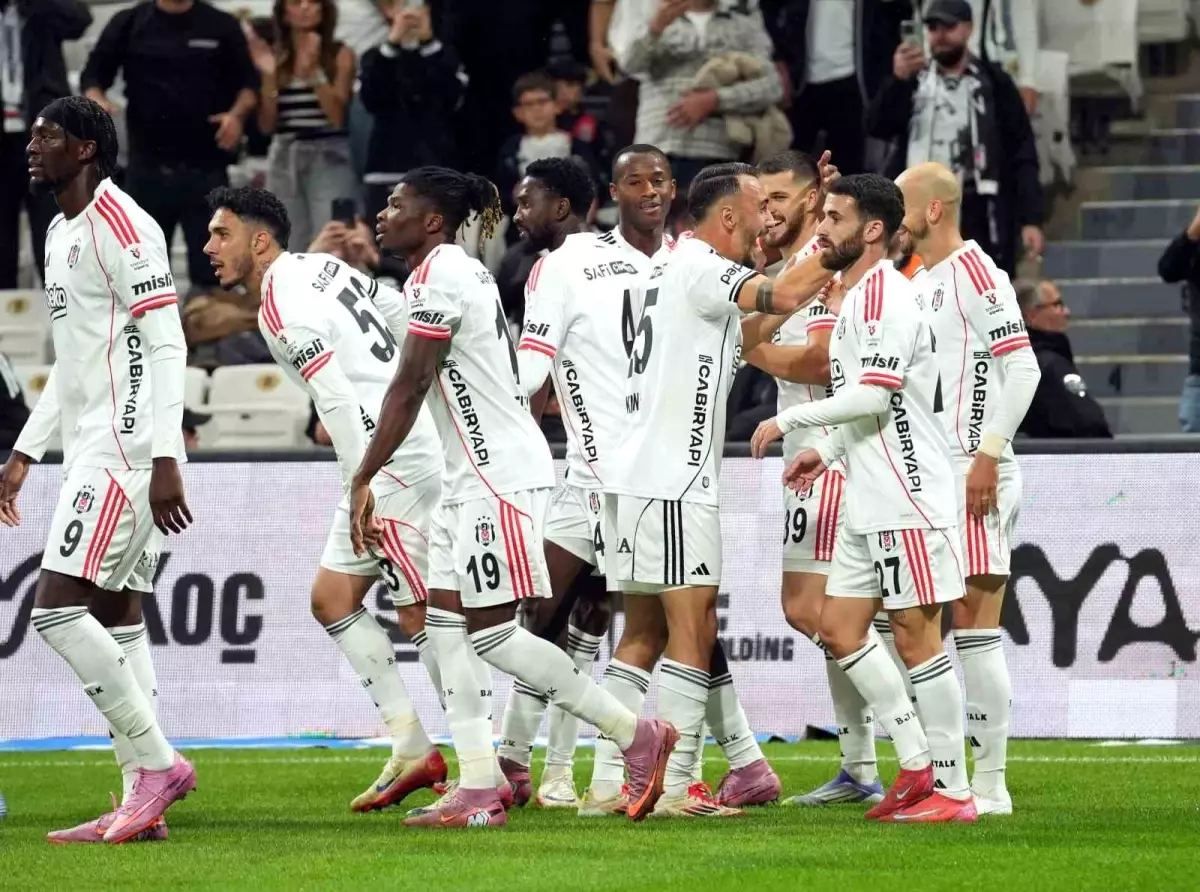 Beşiktaş, Kocaelispor\'u 3-1 Yendi