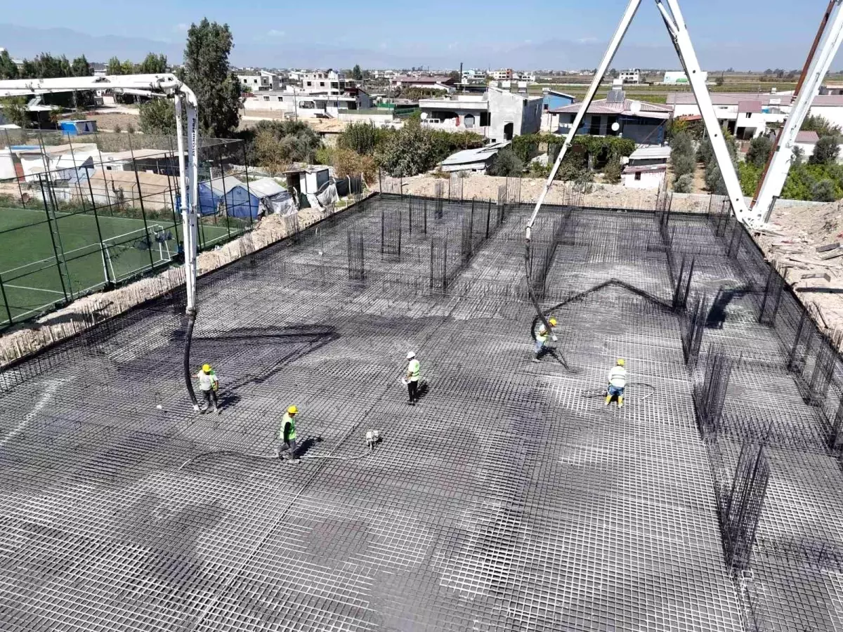 Hatay\'da Çok Amaçlı Salonun Temeli Atıldı