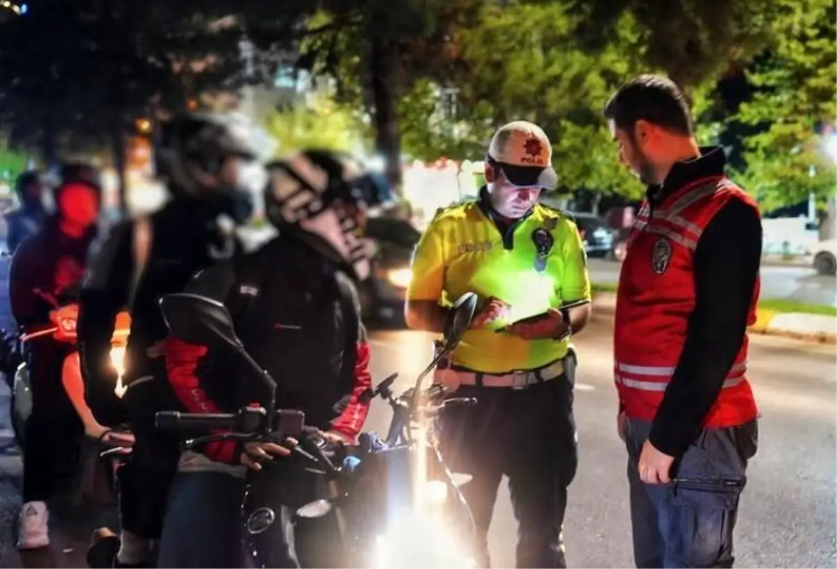 Isparta\'da Modifiyeli Araçlara Denetim
