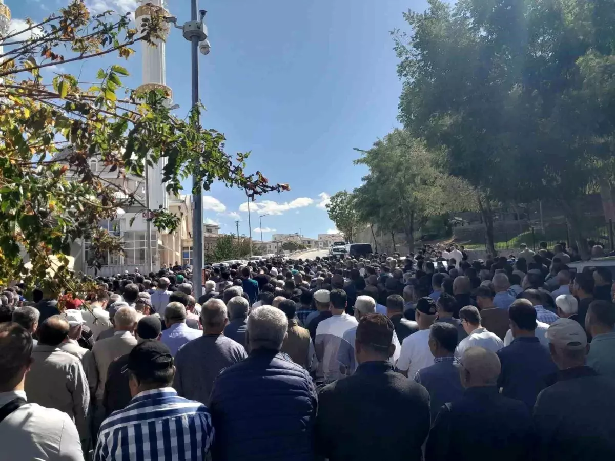 Üniversite Öğrencisi Genç Kız Hayatını Kaybetti