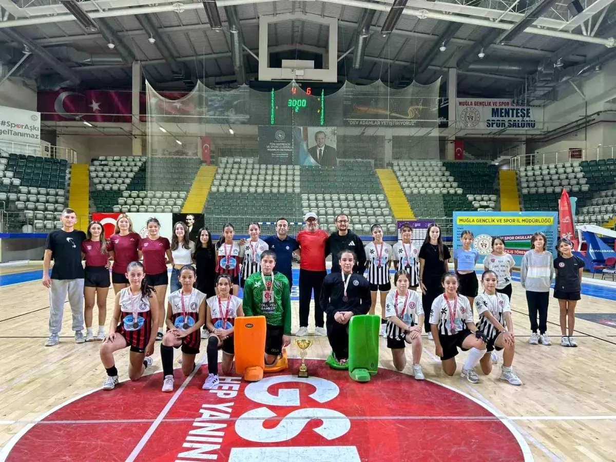 Bodrum Gündoğan Spor Kulübü Muğla Hokey Ligi Şampiyonu Oldu