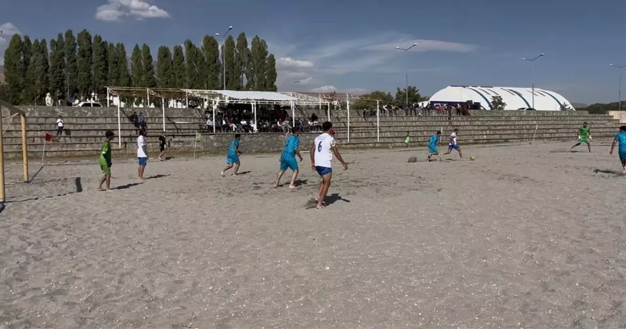 Adilcevaz Plaj Futbolu Etabı Tamamlandı, Belediyespor Şampiyon Oldu