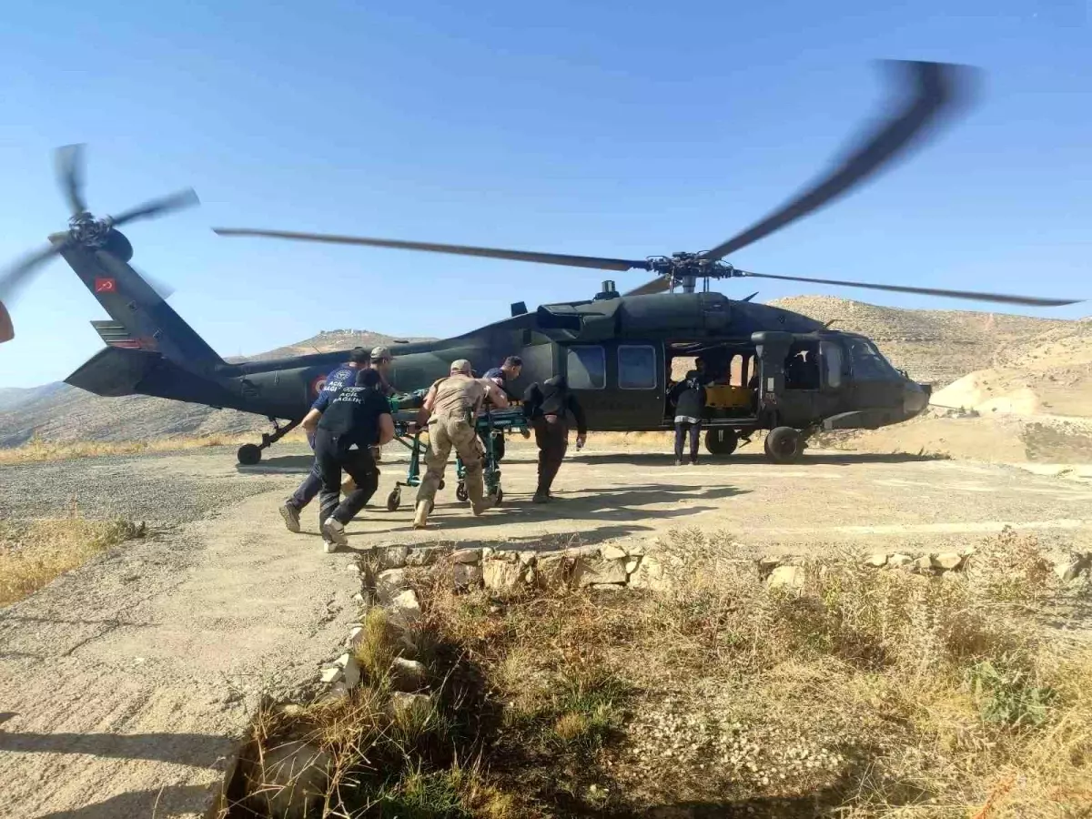 Siirt\'te İşçi Kazası: Havalandırma Helikopteri ile Hastaneye Sevk