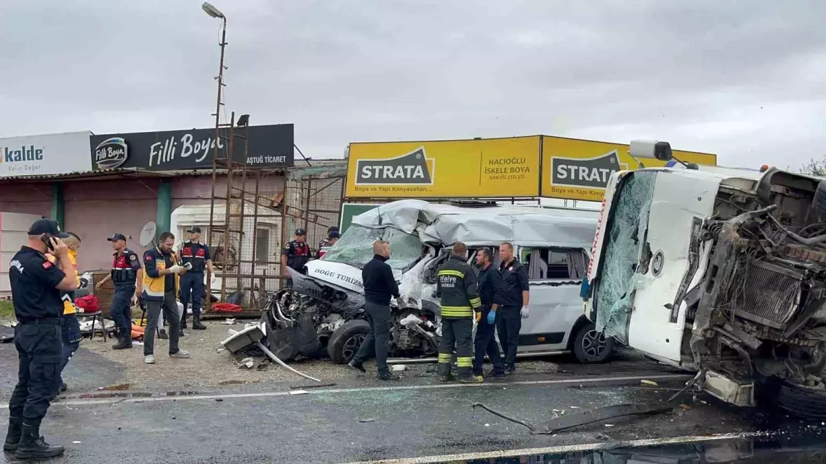 Ergene\'de trafik kazası: 3 ölü, 9 yaralı