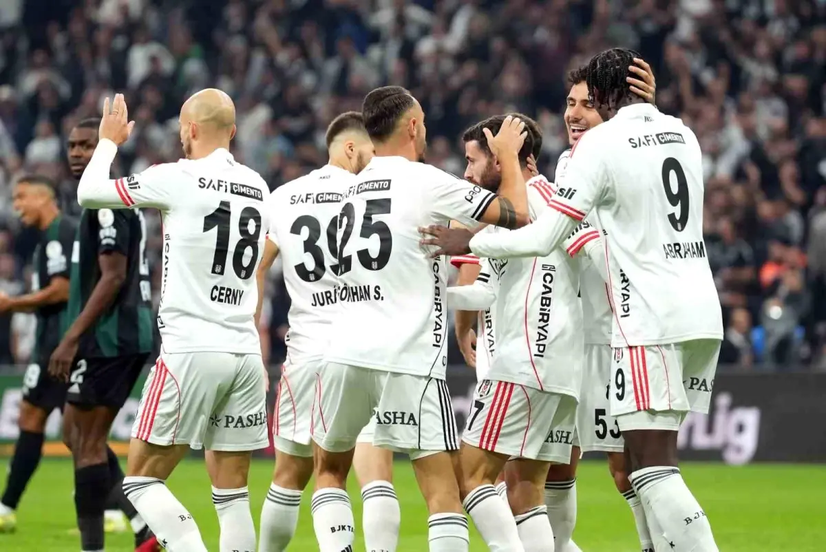 Beşiktaş 2-0 Önde