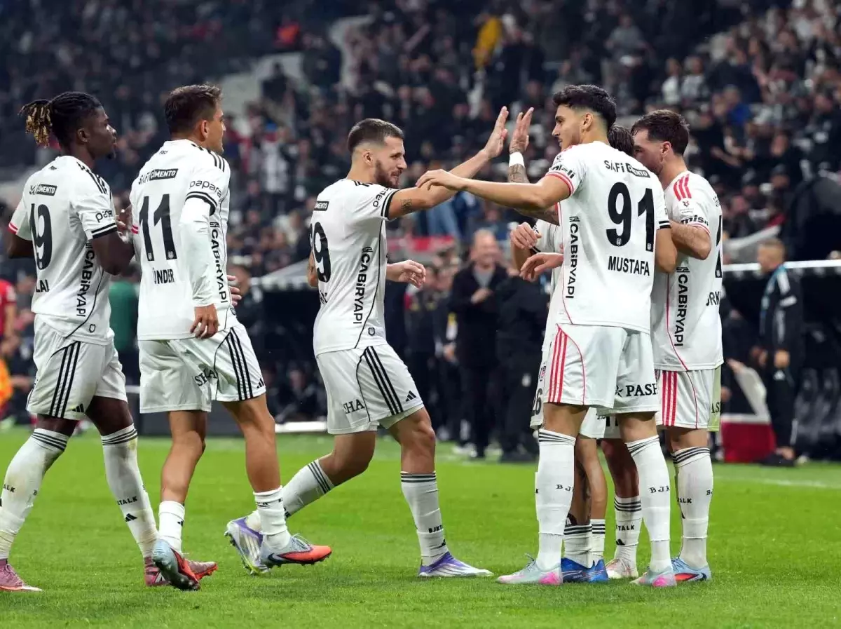 Beşiktaş Kocaelispor\'u 3-1 Yendi