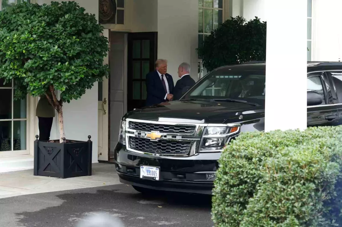 Trump ve Netanyahu Beyaz Saray\'da Görüştü