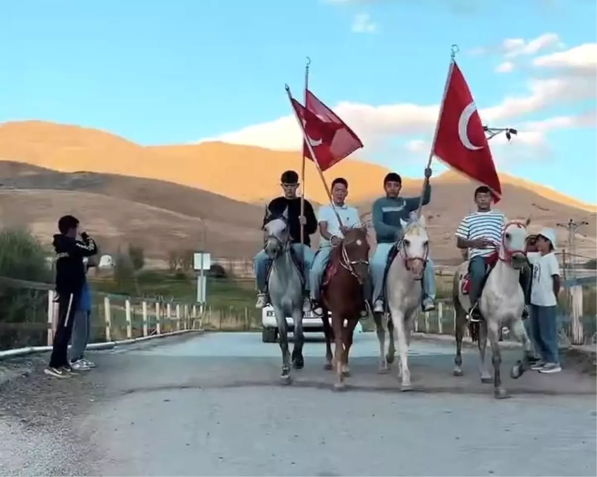 Tuğgeneral Avkıran Ulupamir Mahallesi\'ni Ziyaret Etti