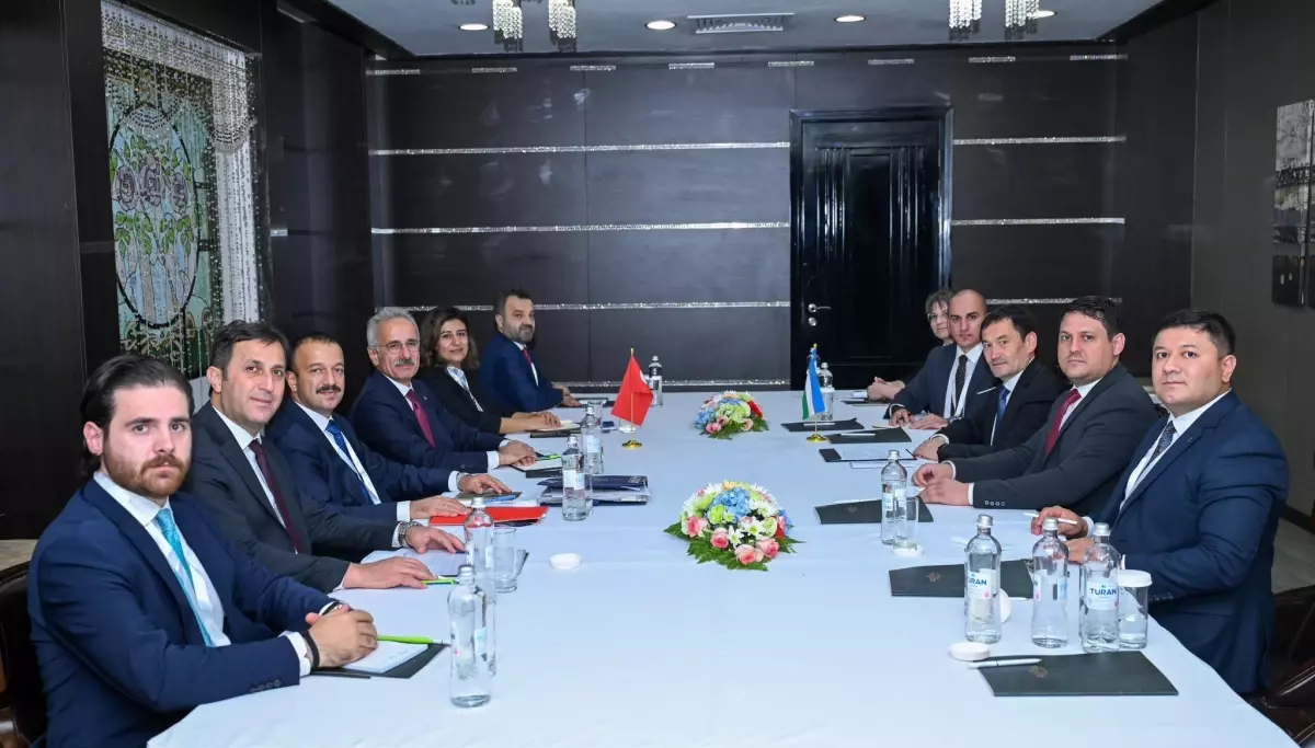 Uraloğlu, Türk Dünyası Bakanları ile Görüştü