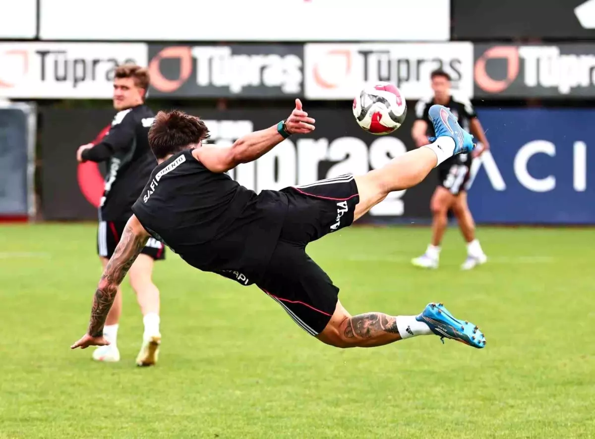 Beşiktaş Galatasaray Maçına Hazırlanıyor