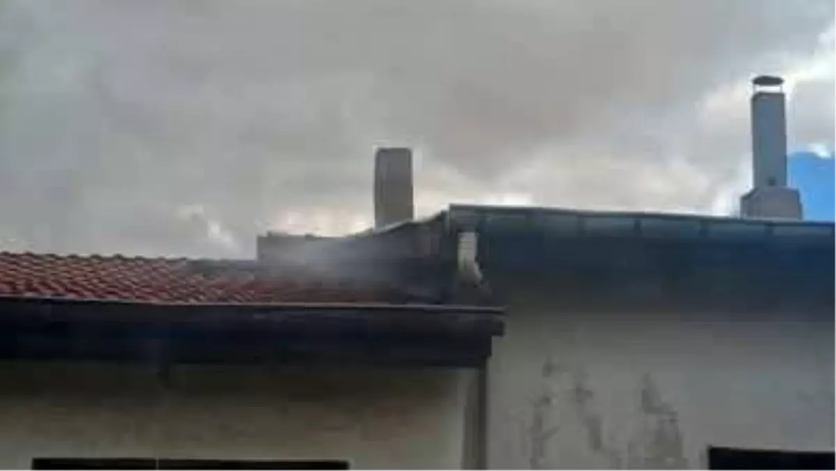Beypazarı\'nda Dükkan Yangını