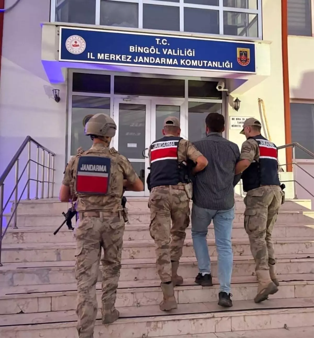 Bingöl\'de 4 Yıl Mahkum Zanlı Yakalandı