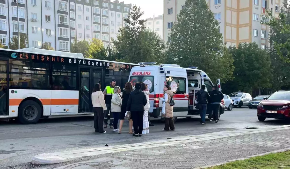 Eskişehir\'de Yayaya Çarpan Sürücü Gözyaşlarına Boğuldu