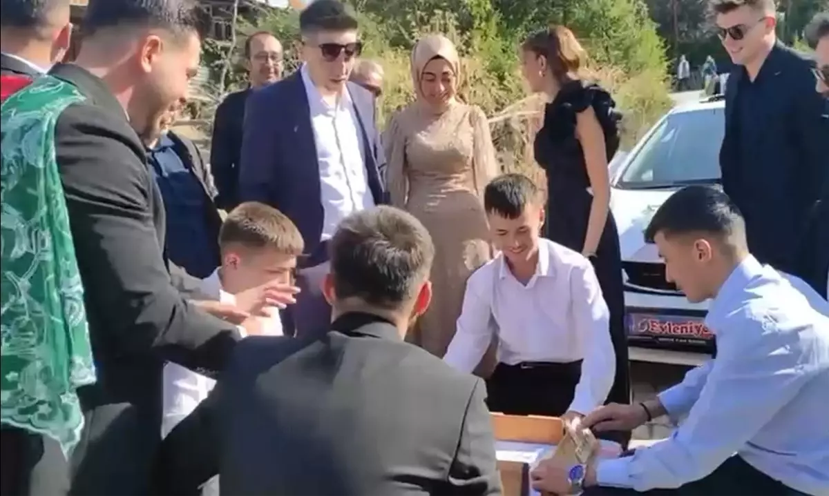 Damadın Yolu Okey Masasıyla Kesildi