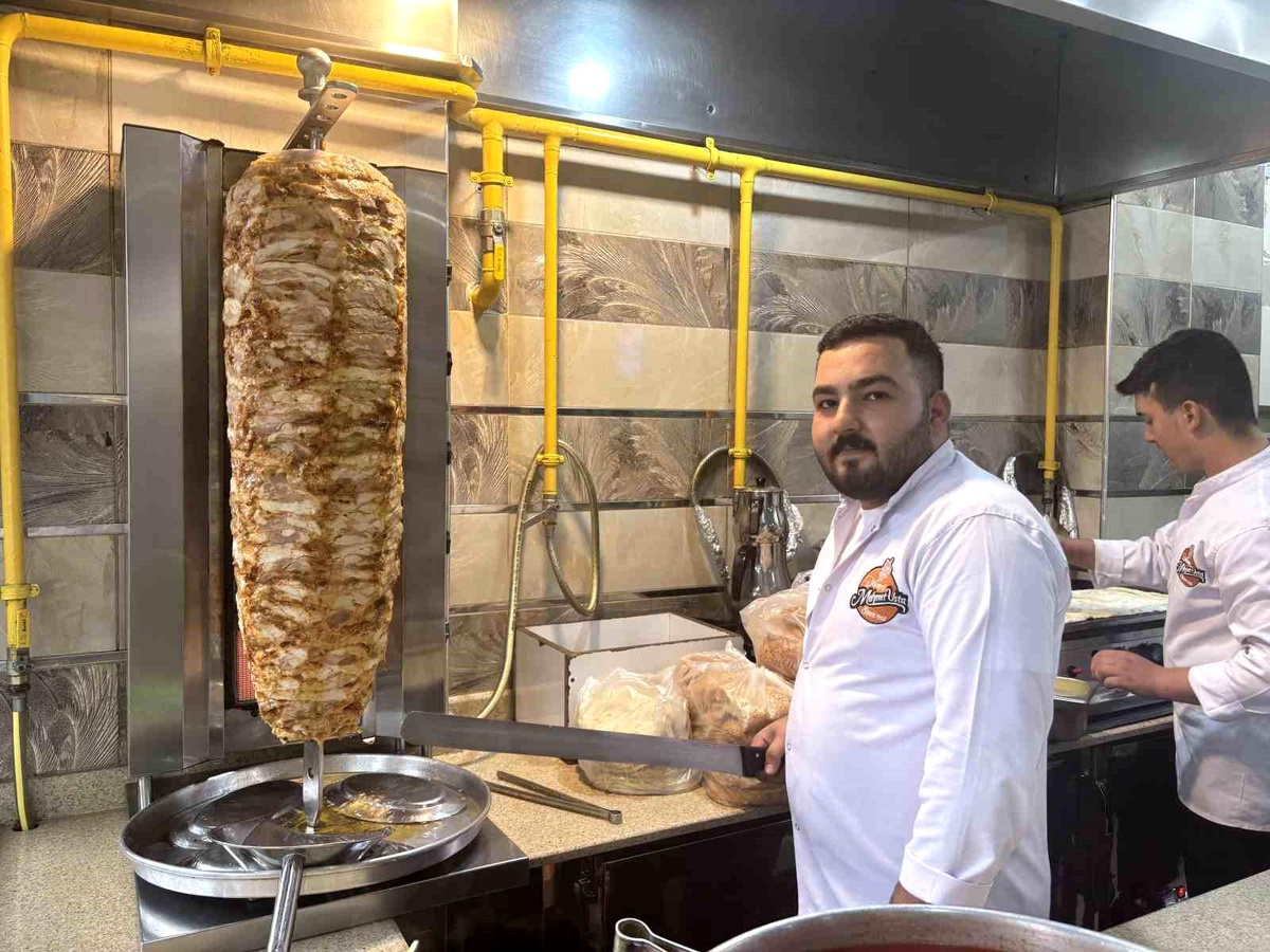 Gaziantep\'te Elektrikli Bisiklet Lokantaya Daldı