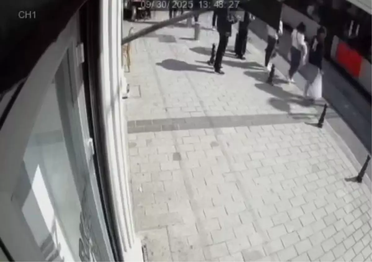Beyazıt Durağında Tramvay Kazası