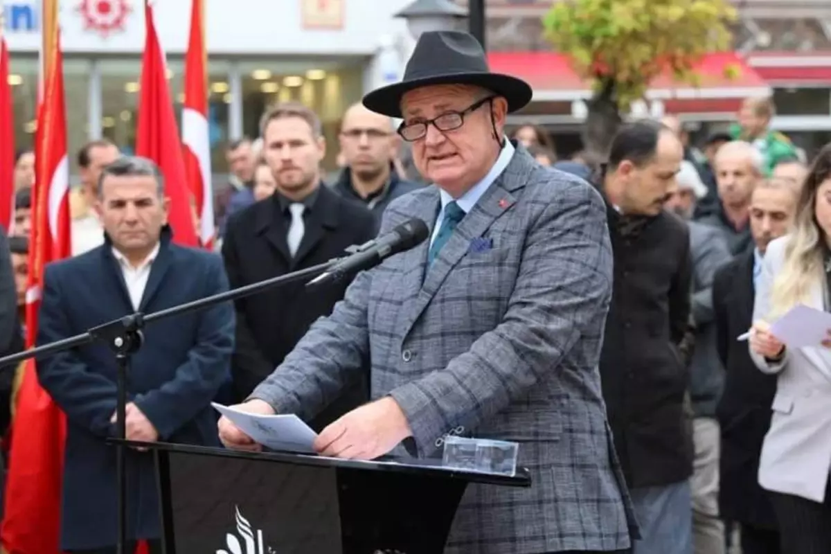 CHP\'li belediye başkanı Tuncer Başoğlu partisinden istifa etti