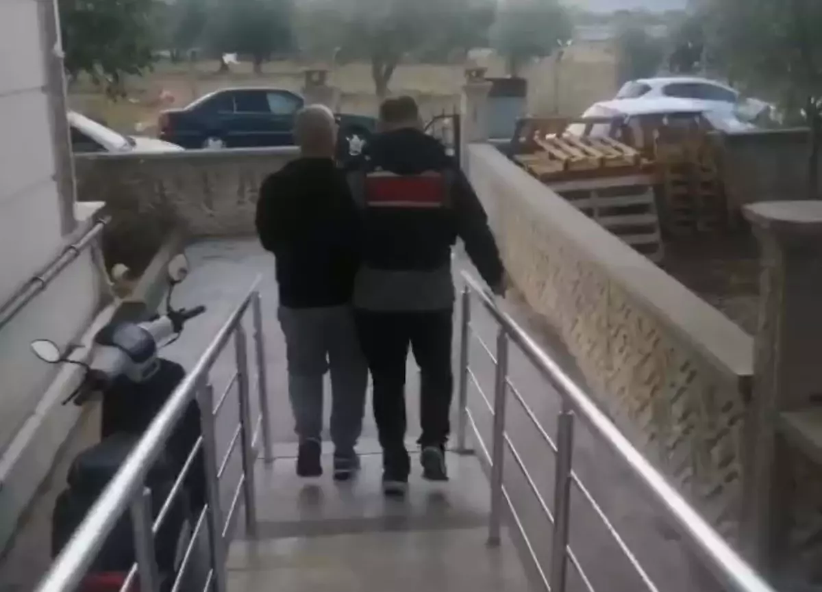 FETÖ/PDY\'ye Yönelik Operasyon: 35 Gözaltı