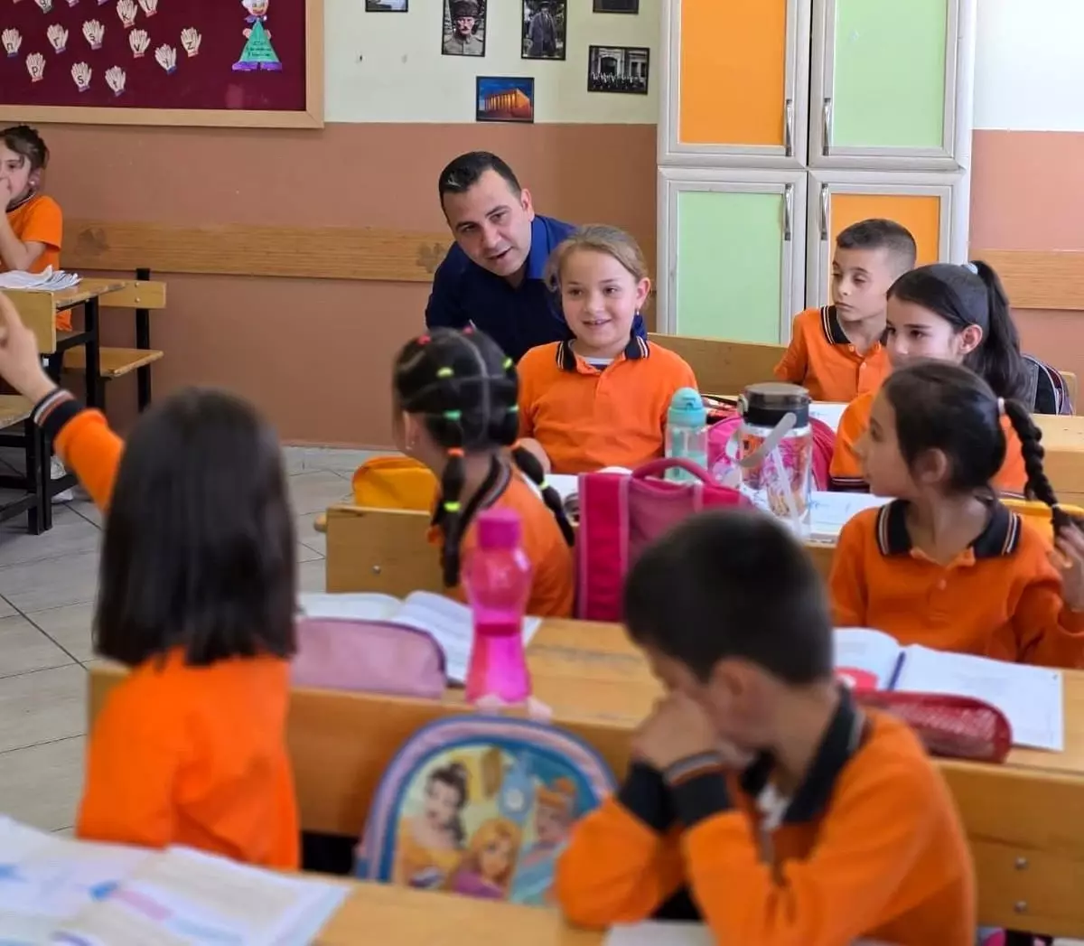 Kaymakam Algın Köy Okullarını Ziyaret Ediyor