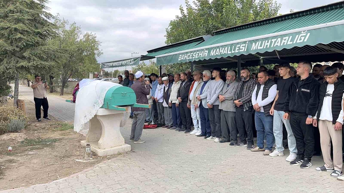 Kazada Hayatını Kaybeden Genç Kız Nişan Hazırlığı İçindeydi