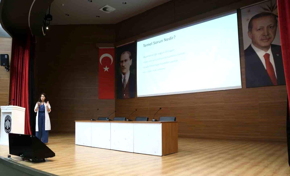 Duruş Bozuklukları ve Ofis Egzersizleri Eğitimi Düzenlendi
