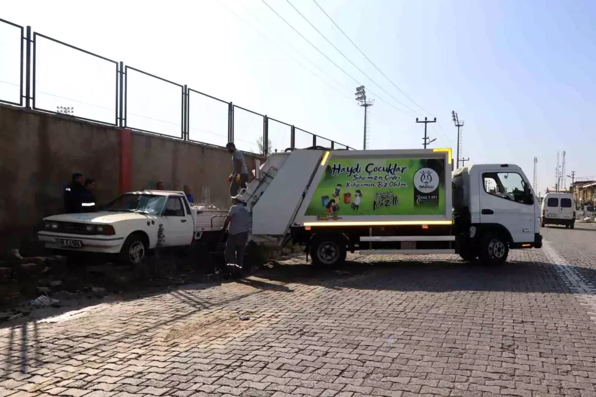 Nazilli\'de Hurda Araçlar Toplandı: Kamu Düzeni İçin Denetimler Sürecek