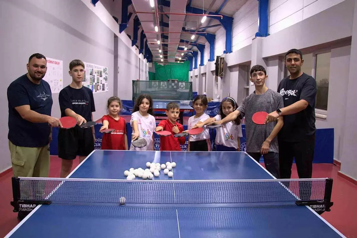 Düzce Belediyesi Spor Akademisi\'nde Minik Sporcular Milli Takım Hedefli
