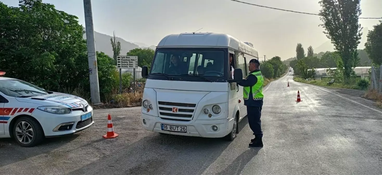 Uşak\'ta Okul Çevrelerine Denetim Yapıldı
