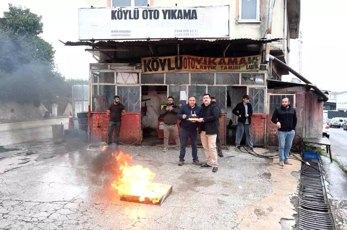 Kastamonu\'da İtfaiyecilik Haftası Pasta ile Kutlandı