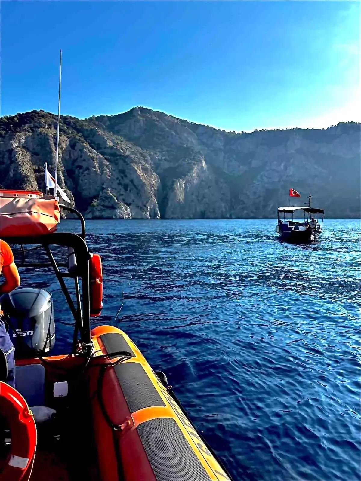 Fethiye\'de Sürüklenen Tekne Kurtarıldı