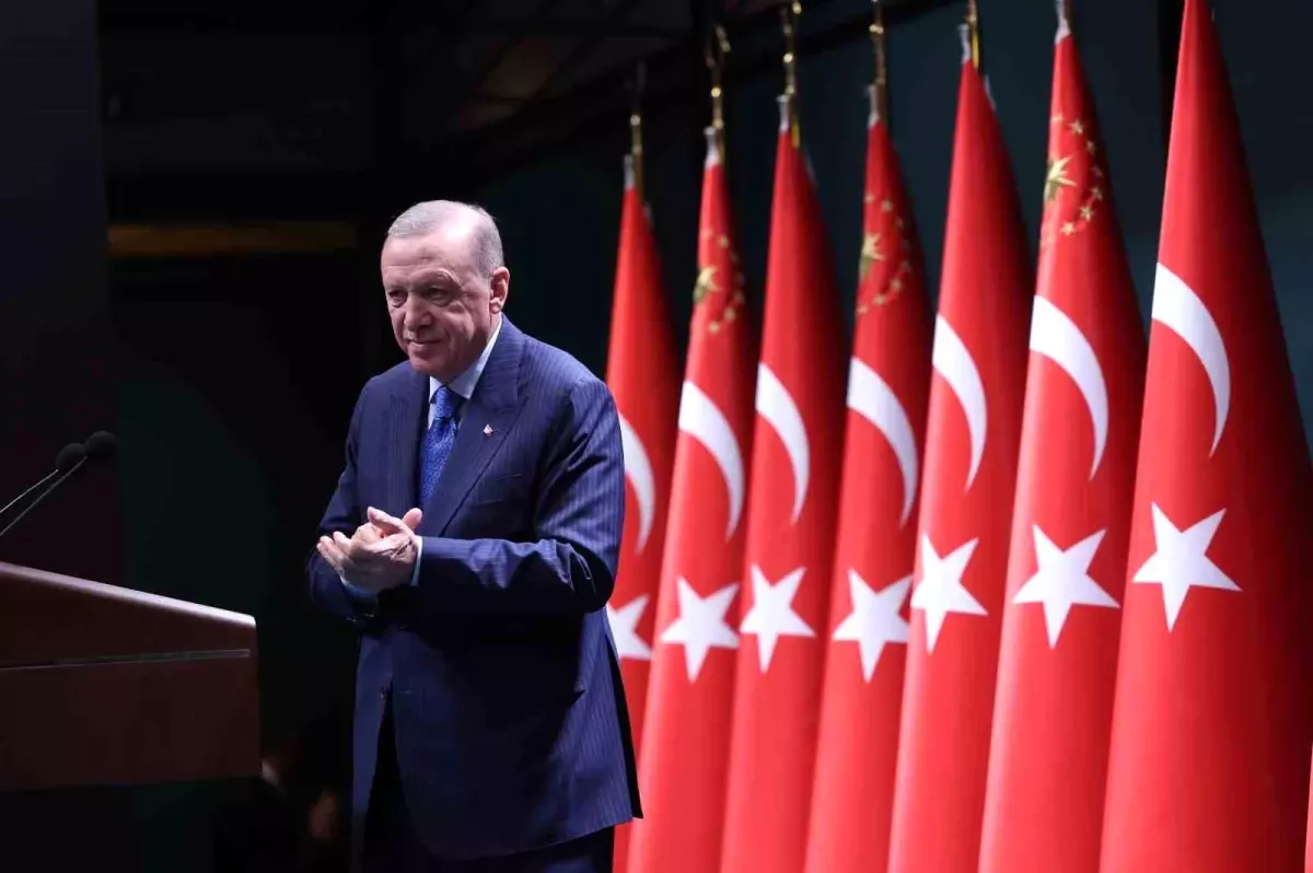 Batı Balkanlar\'da en beğenilen lider Cumhurbaşkanı Erdoğan oldu