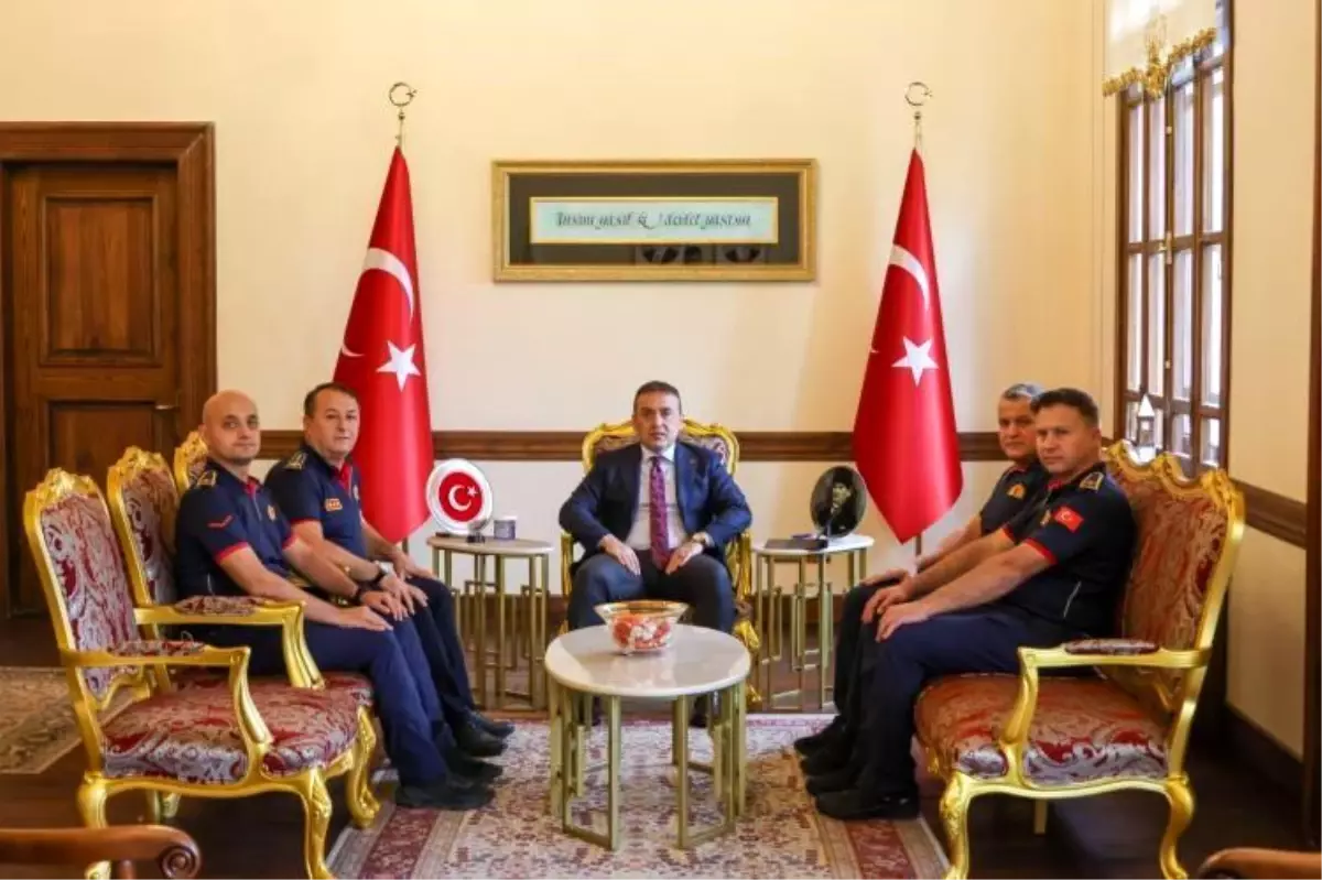 Bilecik Valisi İtfaiye Personelini Ağırladı
