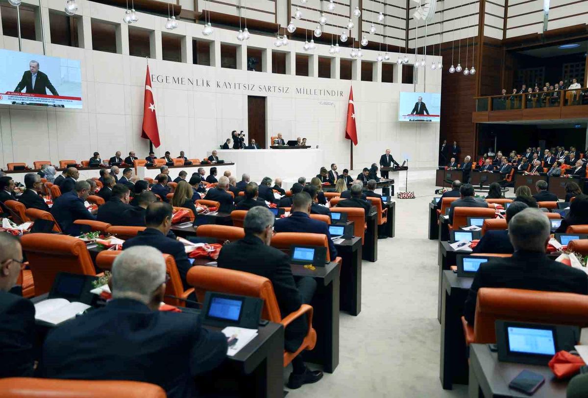 Cumhurbaşkanı Erdoğan: "Diplomatik girişimler cevapsız kalırsa Türkiye\'nin pozisyonu da, politikası da bellidir.