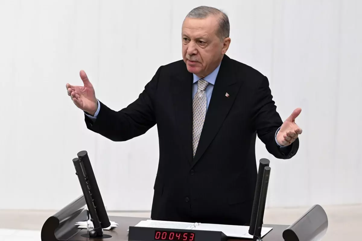 [Resim: cumhurbaskani-erdogan-suriye-de-bir-deja...21_amp.jpg]