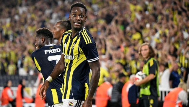 Fenerbahçe'nin yıldızına büyük şok! Evinden çıkarıldı