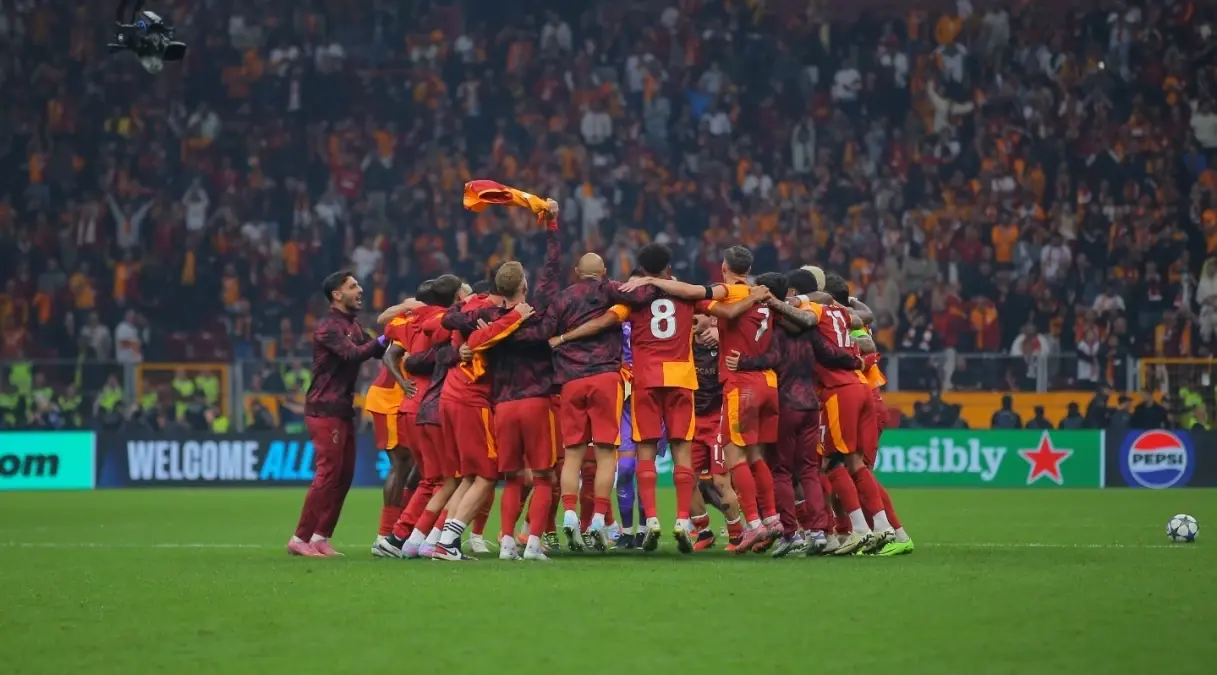 Galatasaray, Liverpool\'u 1-0 Mağlup Etti