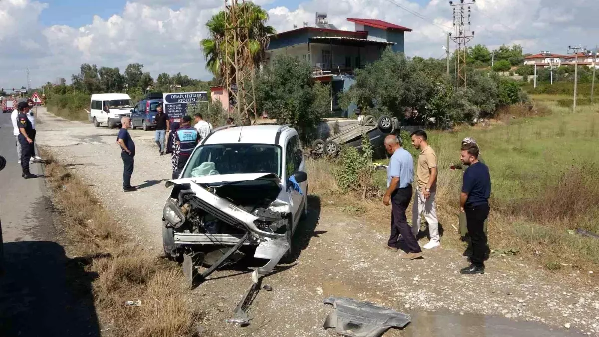 Manavgat\'ta Trafik Kazası: 1 Yaralı