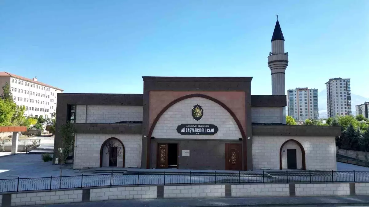 Gültepe Mahallesi\'nde Yeni Aile Sağlığı Merkezi, Kur\'an Kursu ve Cami Açılıyor