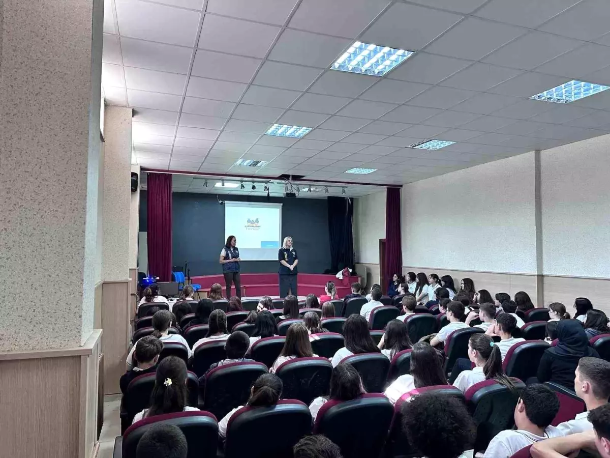 Manisa\'da Gençlere Siber Güvenlik Eğitimi