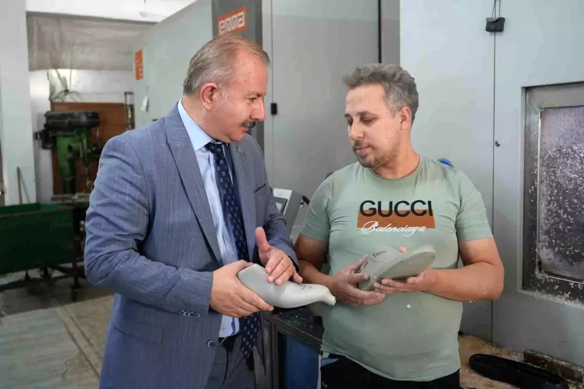 Suriyelilerin Dönüşü, Gaziantep\'te Eleman Sıkıntısı Yarattı