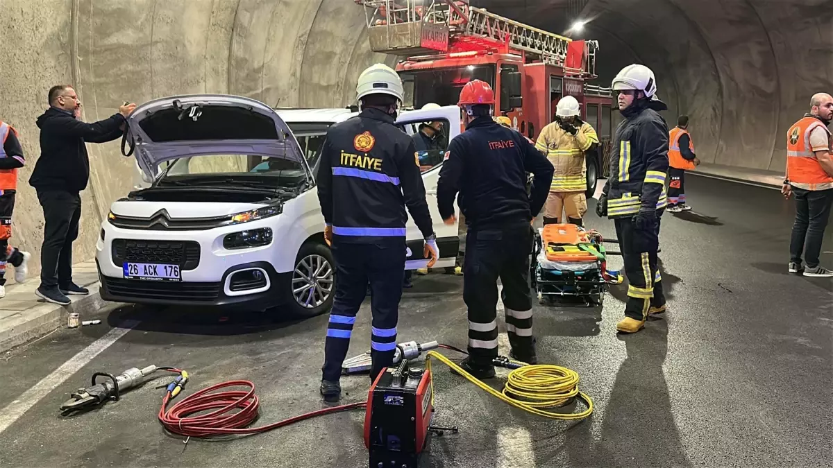 Troya Tüneli\'nde Trafik Kazası Tatbikatı