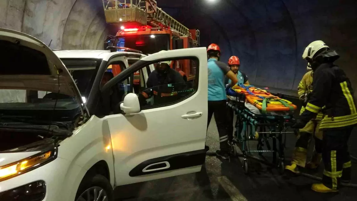 Troya Tüneli\'nde Trafik Kazası Tatbikatı
