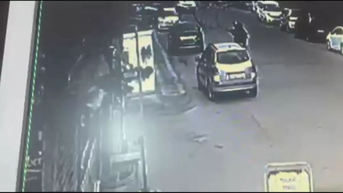Kıraathane Kurşunladı, Haraç İstedi