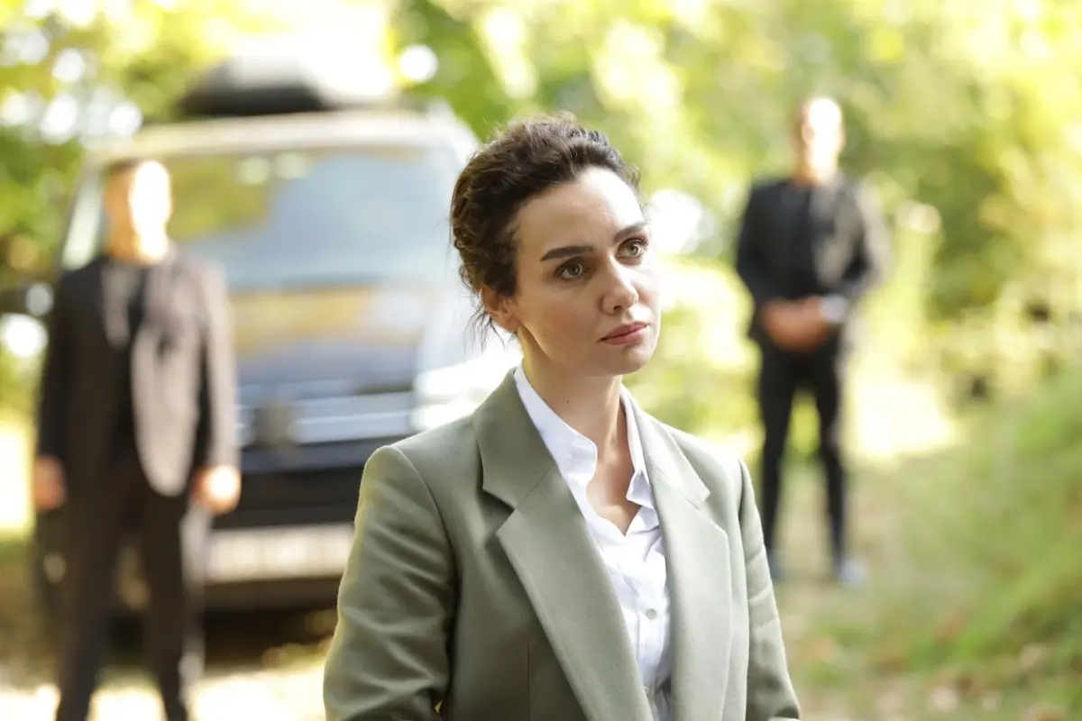 Ünlü oyuncu Birce Akalay\'dan yürek burkan paylaşım