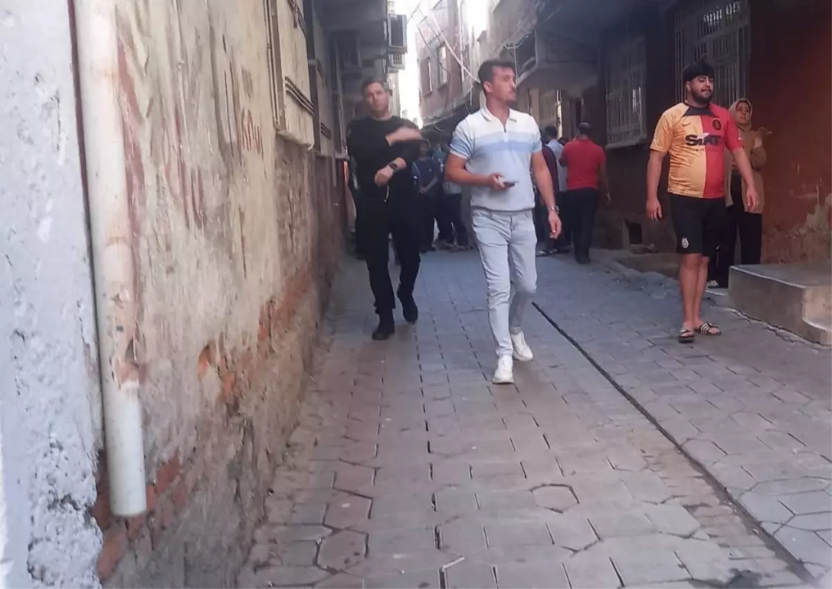 2 çocuk annesi kadın dolaba asılı halde bulundu