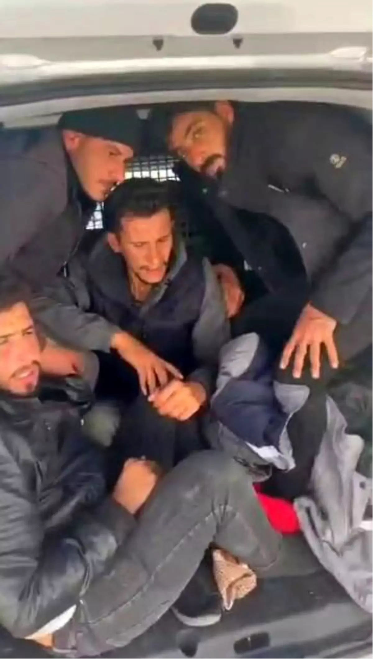 Hatay\'da Göçmen Kaçakçılığı Operasyonu